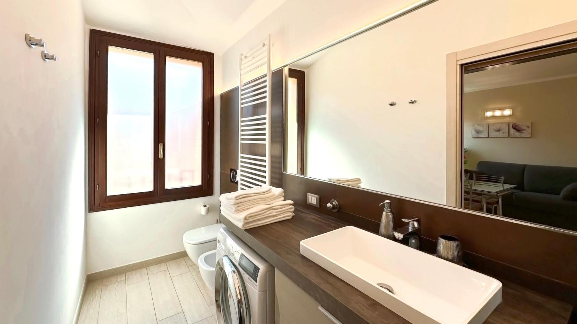 Int 5 - Appartamento Elios By Residence San Luca 博洛尼亚 外观 照片